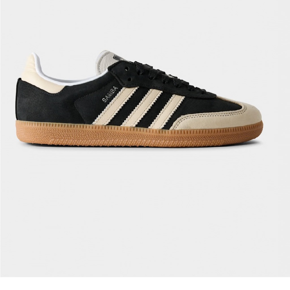 Adidas Women's Black and Cream Samba Shoes